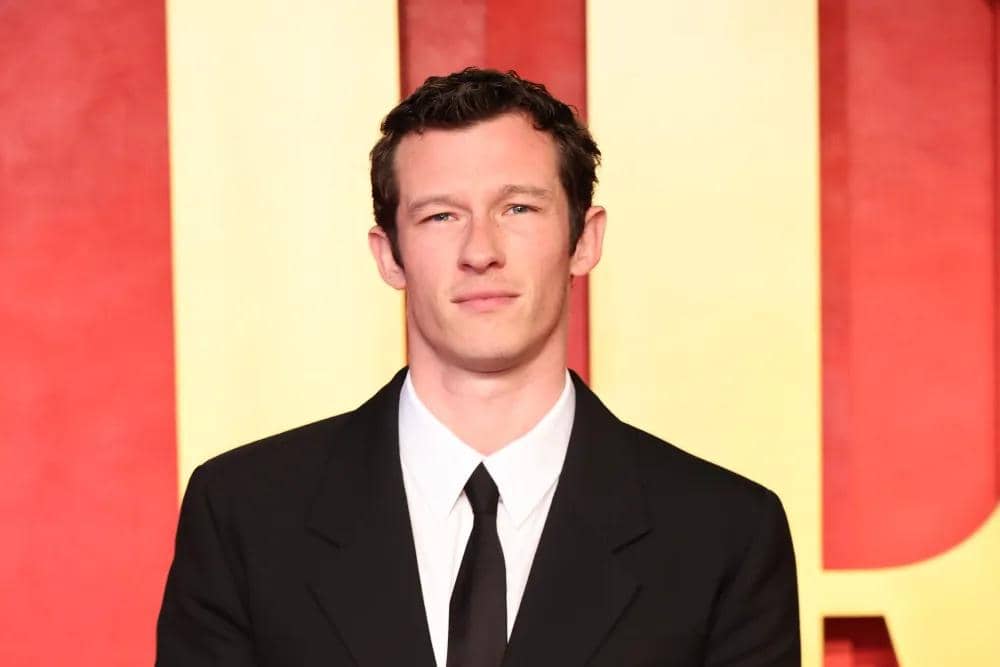 Callum-Turner-e1713897185503.jpg