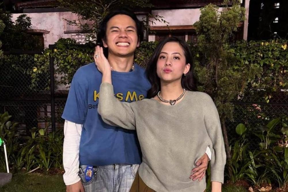 Kisah Cinta Adhisty Zara dan Tsaqib