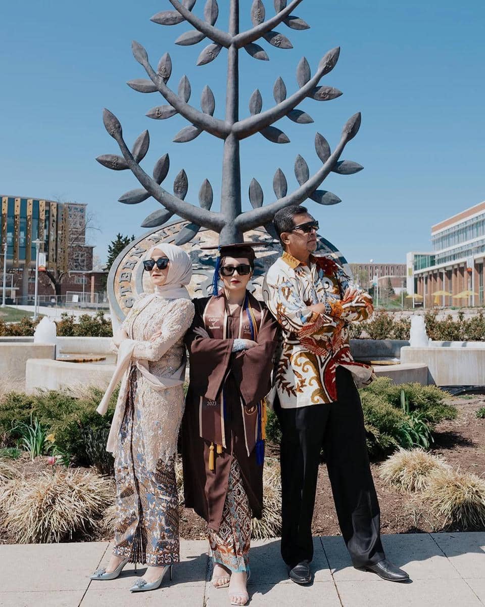 ide foto wisuda keluarga