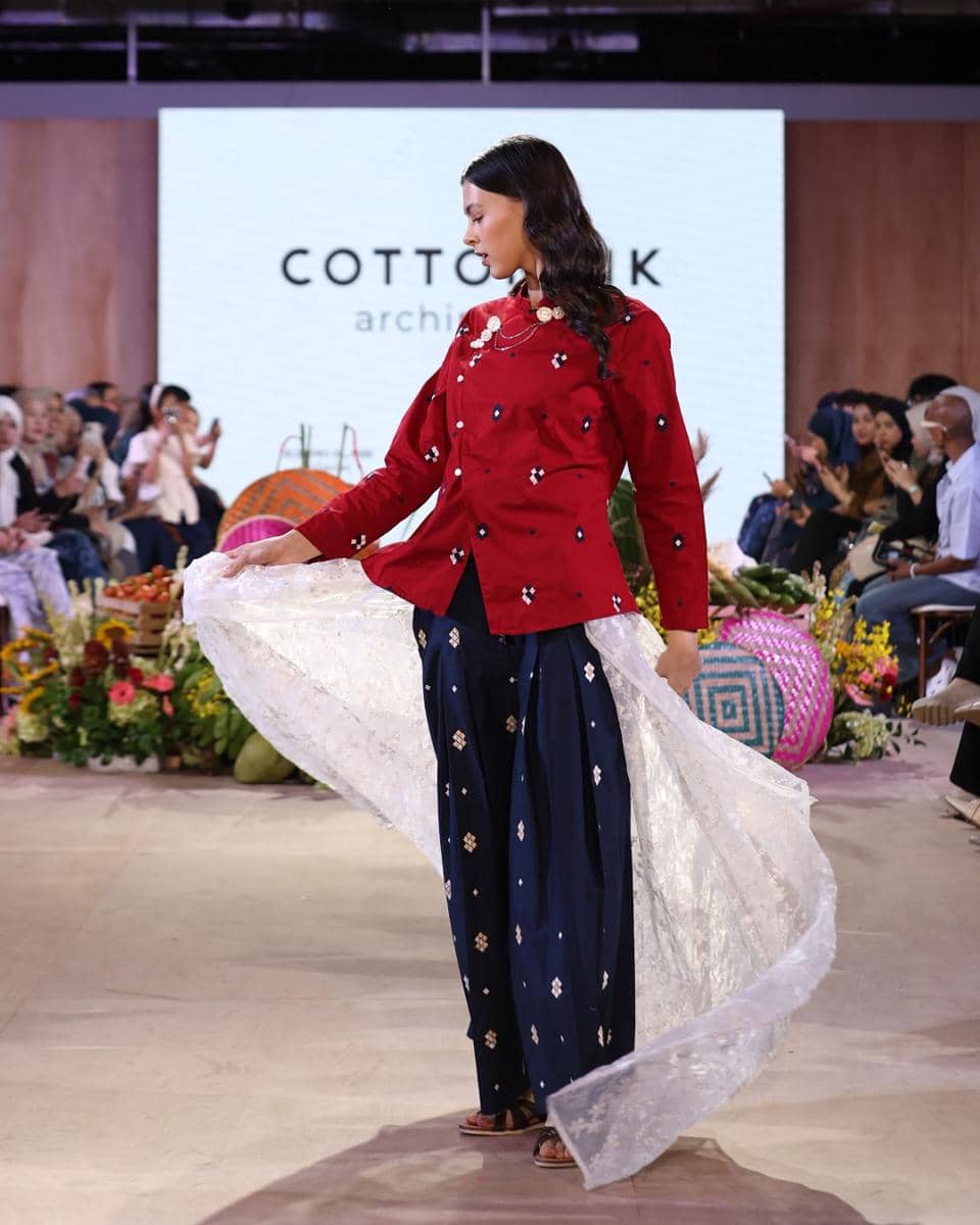 A collection that celebrates the beauty of cultural expression through modern silhouettes, compl.jpg