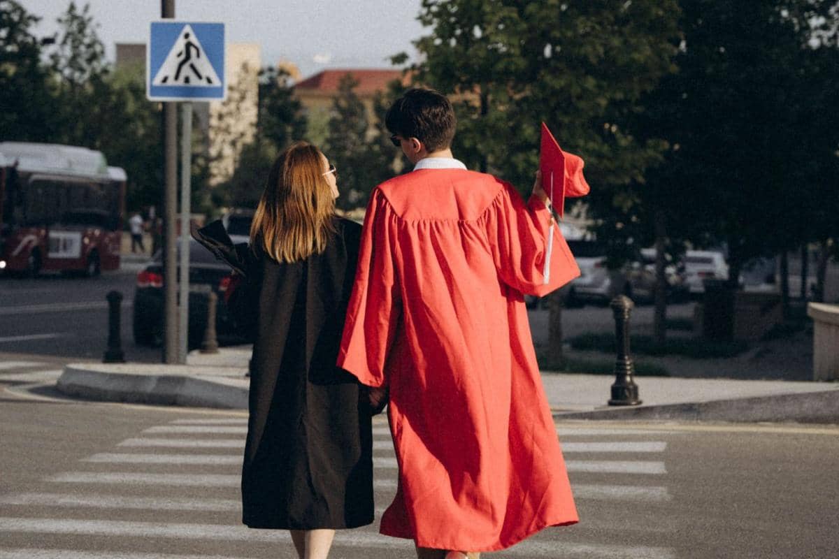 ucapan selamat wisuda simple 