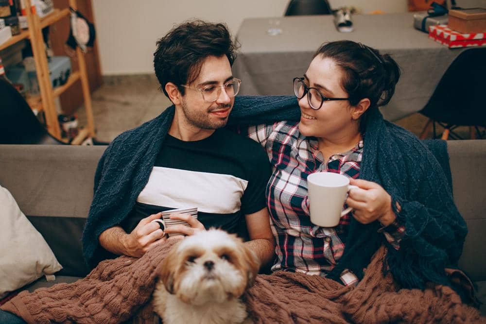 Apa Itu Quiet Intimacy dalam Hubungan Pernikahan