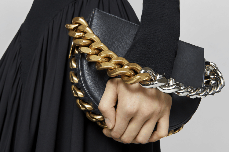 Cek Perbedaan Vegan Leather dan Synthetic Leather & Cara Merawatnya!