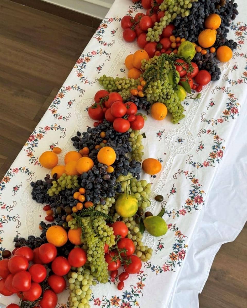 Inspirasi Dekorasi Pernikahan dengan Buah dan Sayur