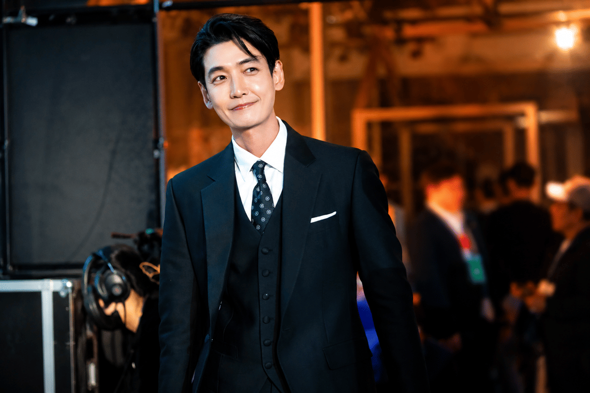 Profil dan Biodata Jung Kyung Ho, Aktor yang Putus dengan Sooyoung