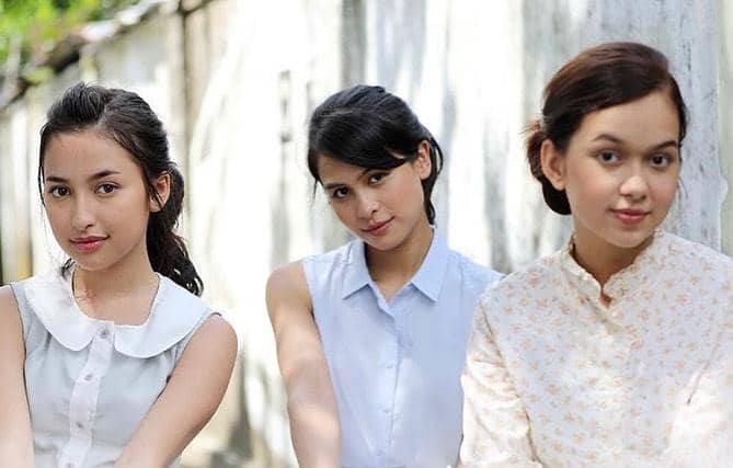 Habibie & ainun 3 is out in all indonesia cinema ! Sampai bertemu dengan dina ainun heny 💗.jpg