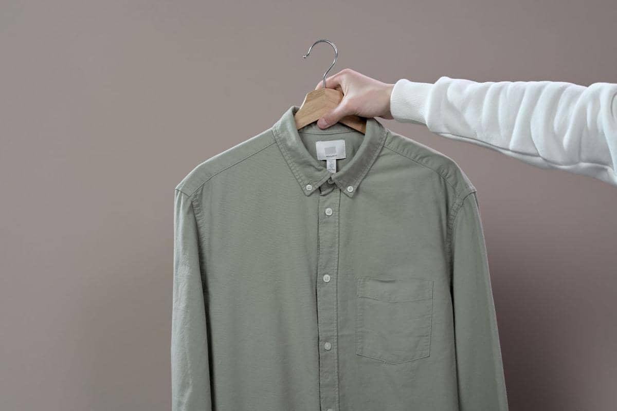 ilustrasi baju dengan bahan katun
