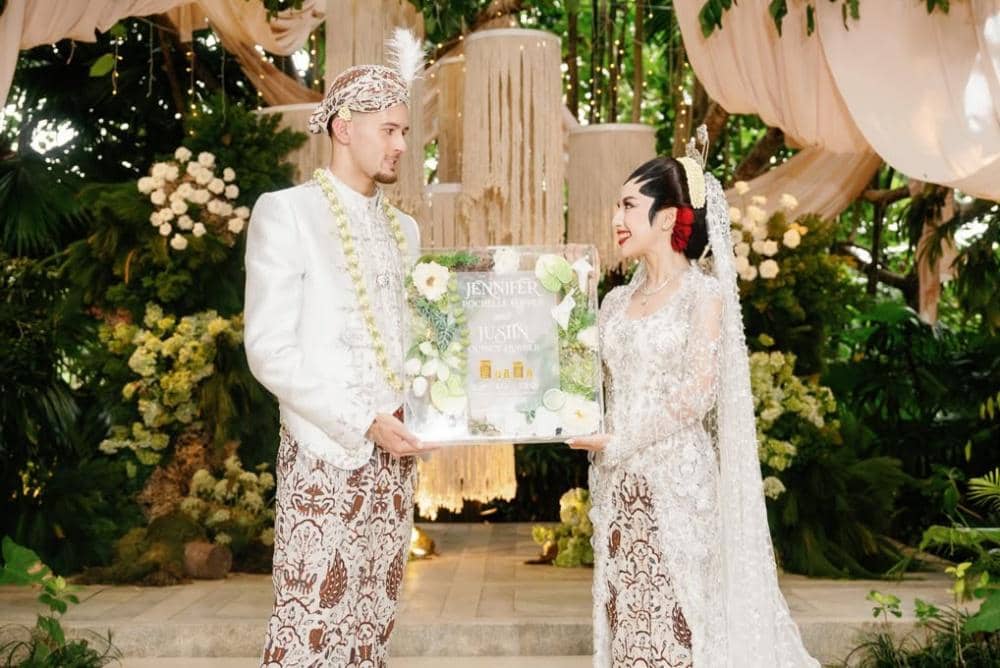 Pernikahan Jennifer Coppen dan Justin Hubner