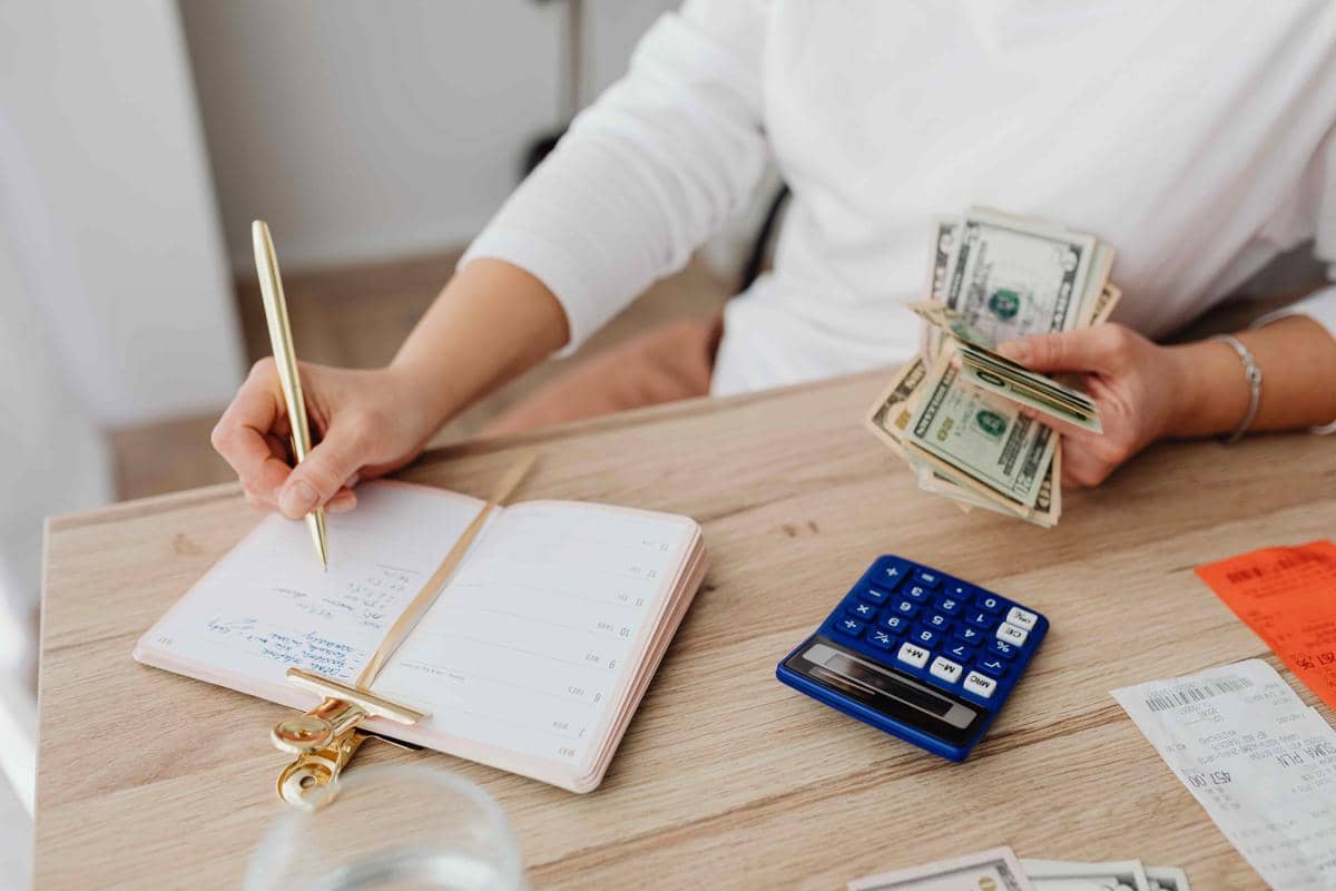 5 Tips Mengontrol Impulse Buying agar Keuangan Tetap Sehat