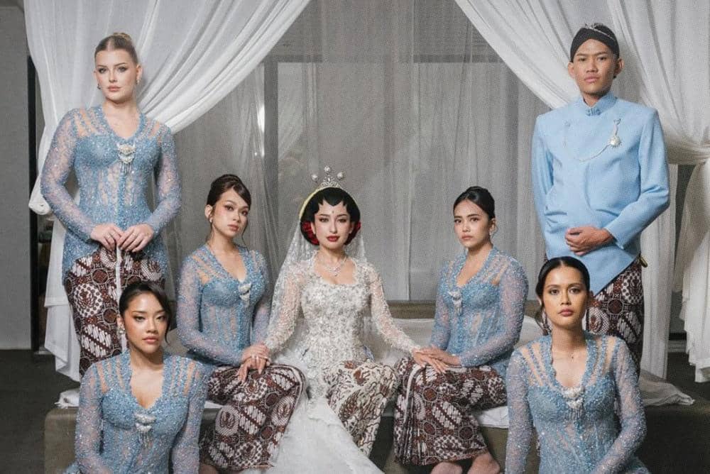 Persahabatan Jennifer Coppen & Baila Fauri