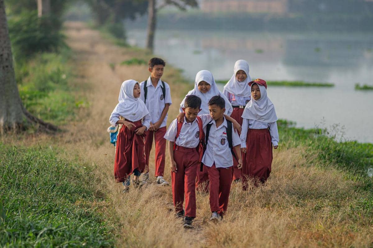 Apa Itu Kartu Indonesia Pintar: Manfaat dan Syarat Penerima KIP