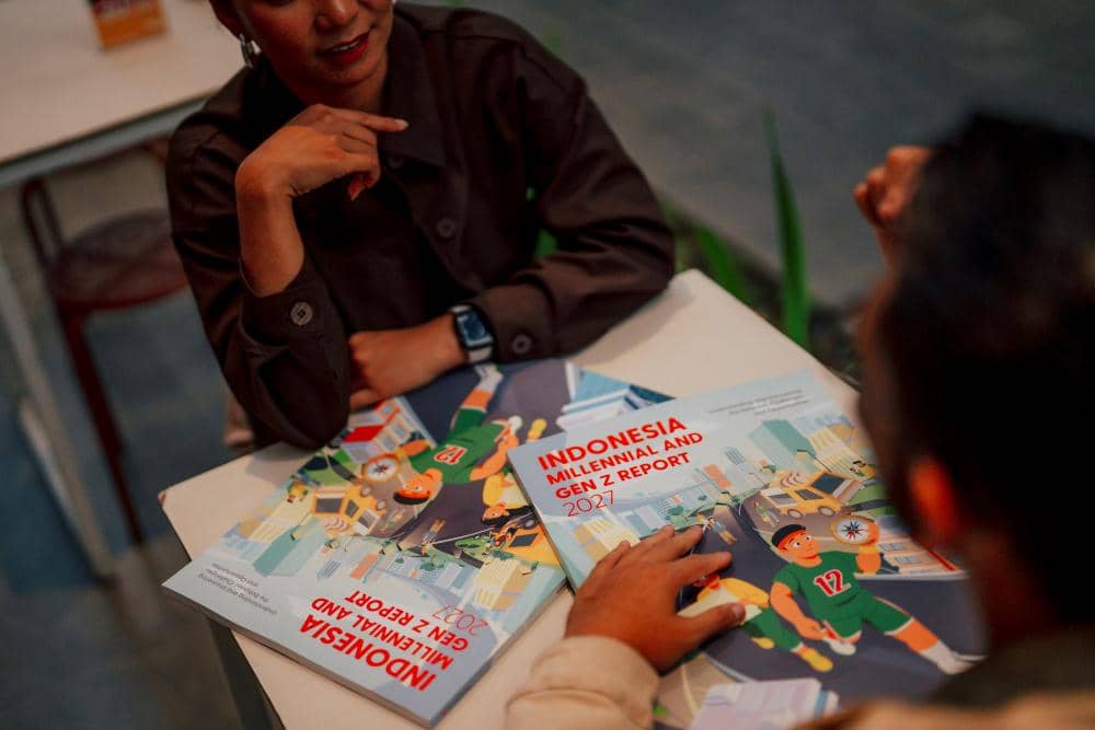 Indonesia Millennial and Gen Z Report 2027, Panduan Strategis Memahami Generasi Muda Indonesia
