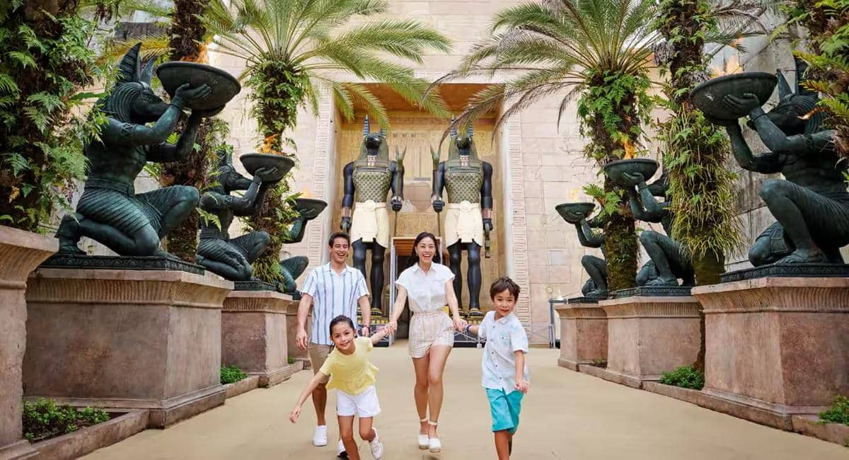 uss-zone_ancient-egypt-family-1440x780.jpg