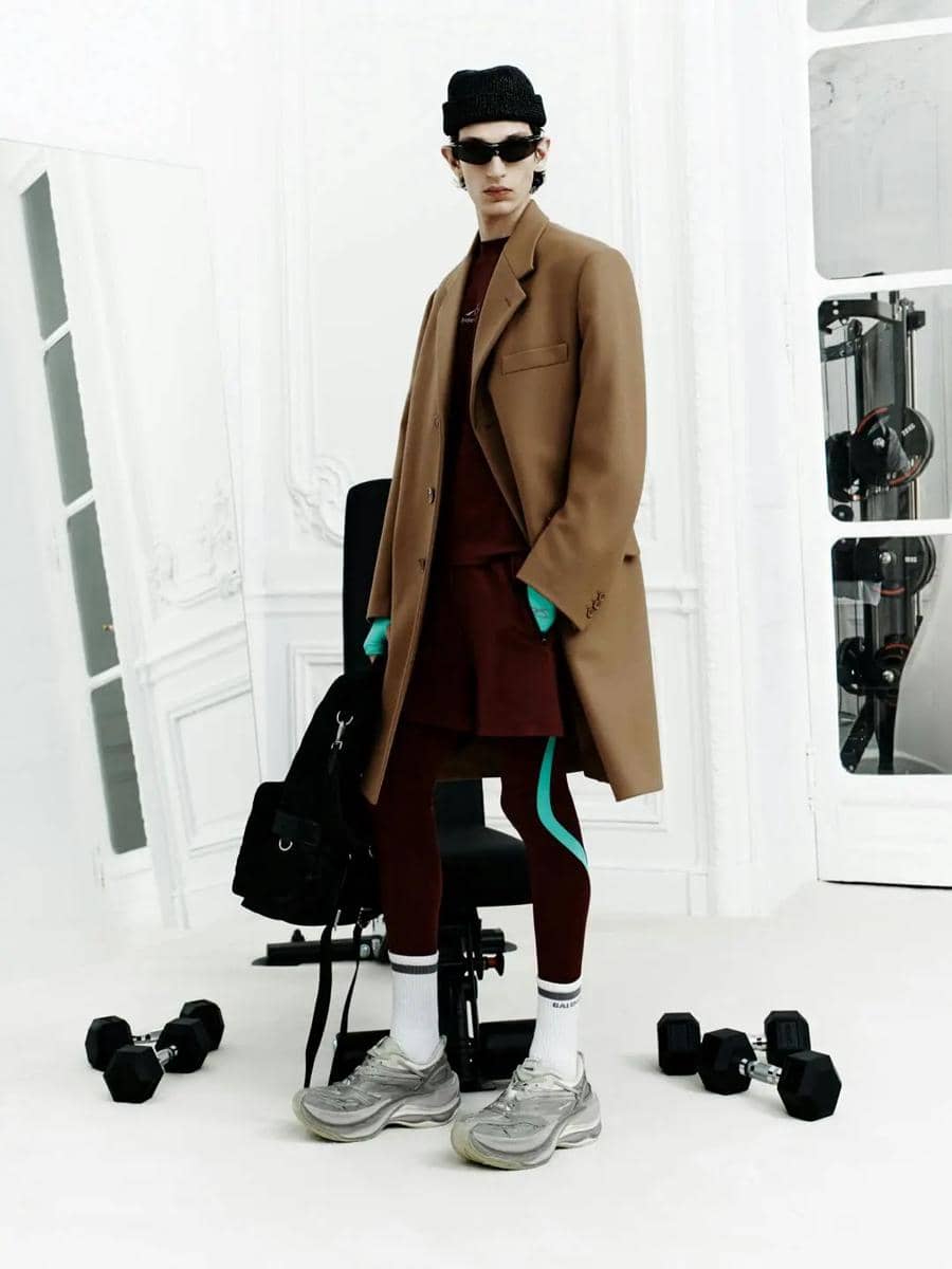 1781728718-balenciaga-techwear-collection-image-8.jpg