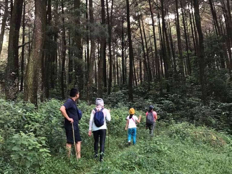tempat trekking di Sentul