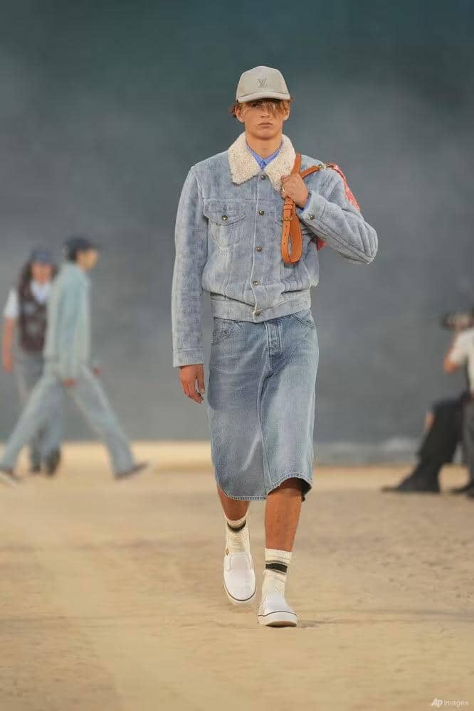 Paris_Fashion_Louis_Vuitton_Mens_S_S_27__9291.jpg