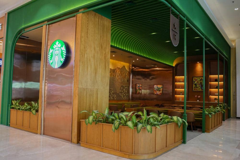 Interior Starbucks Reserve Mall of Indonesia.jpg