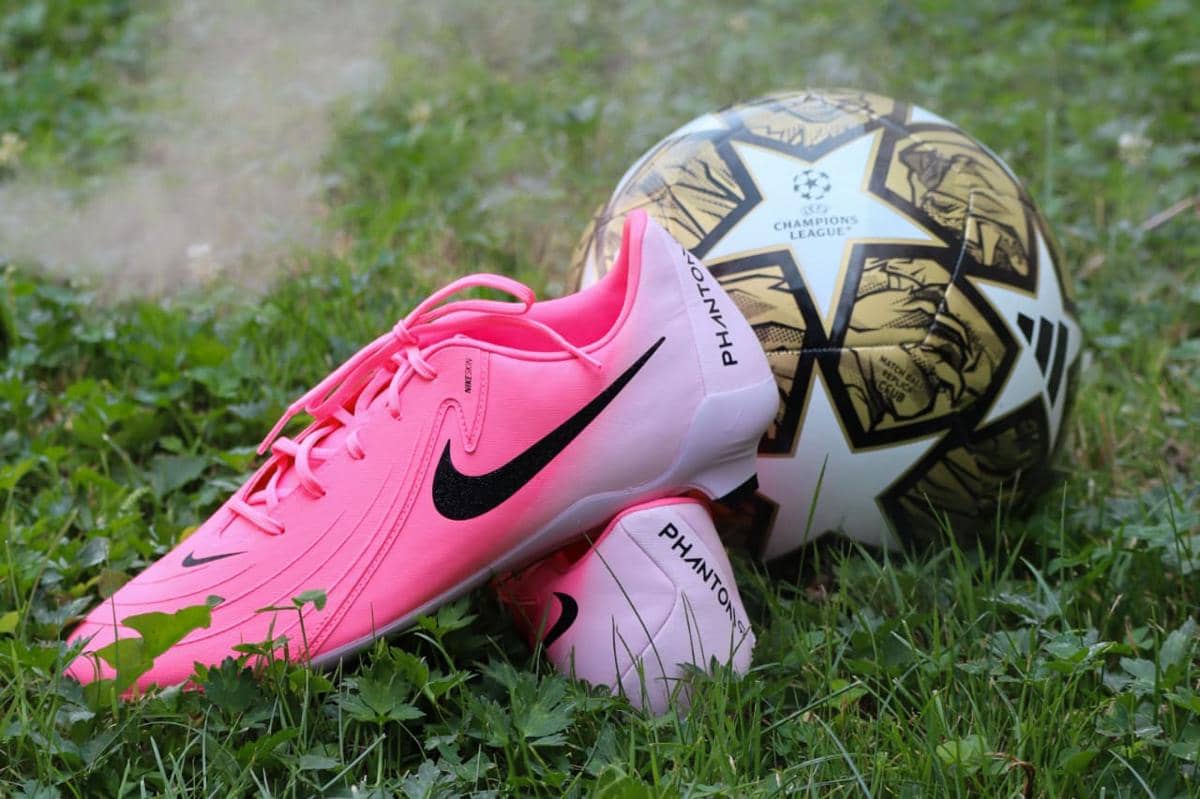 Kenapa Banyak Pemain Pakai Sepatu Pink di Piala Dunia 2026?