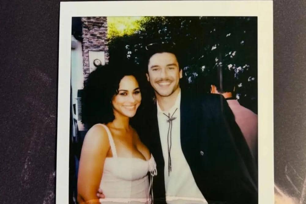 Kisah Cinta Belmont Cameli dan Raina Morris