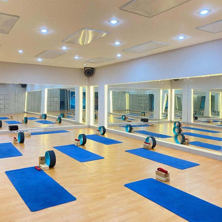 rekomendasi tempat hot yoga di Jakarta