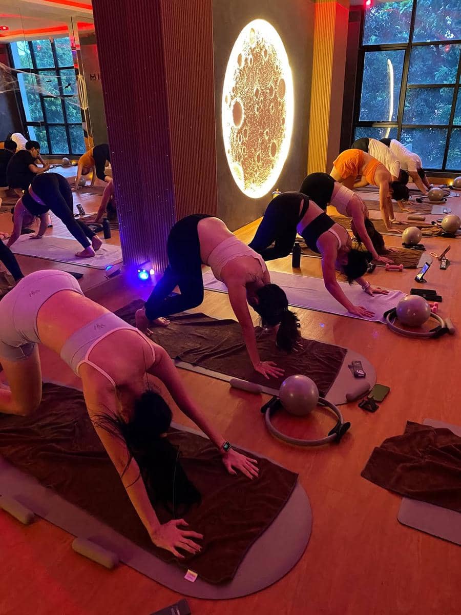 rekomendasi tempat hot yoga di Jakarta