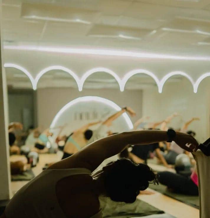 rekomendasi tempat hot yoga di Jakarta