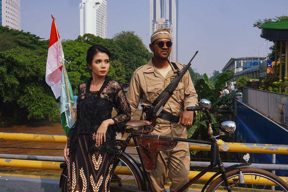 Alasan Perempuan Tertarik dengan Laki-Laki Berseragam