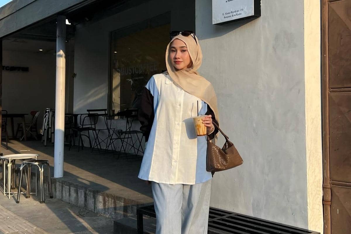 7 Rekomendasi Warna Kalem untuk Hijab, Netral dan Elegan