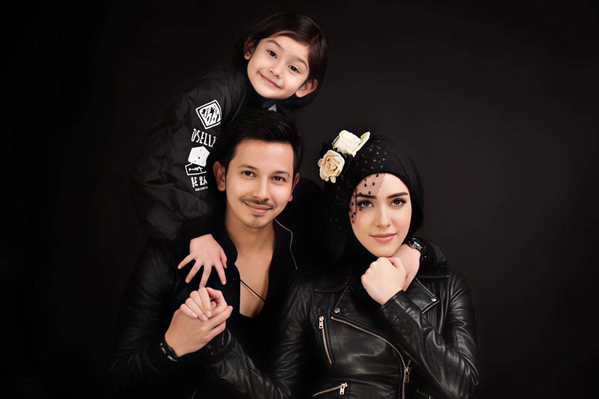 Artis Ajak Anak Pre-Wedding