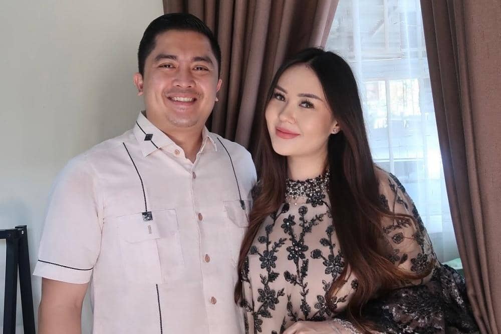 Sarah Gibson Bongkar Dugaan Orang Ketiga dalam Rumah Tangganya