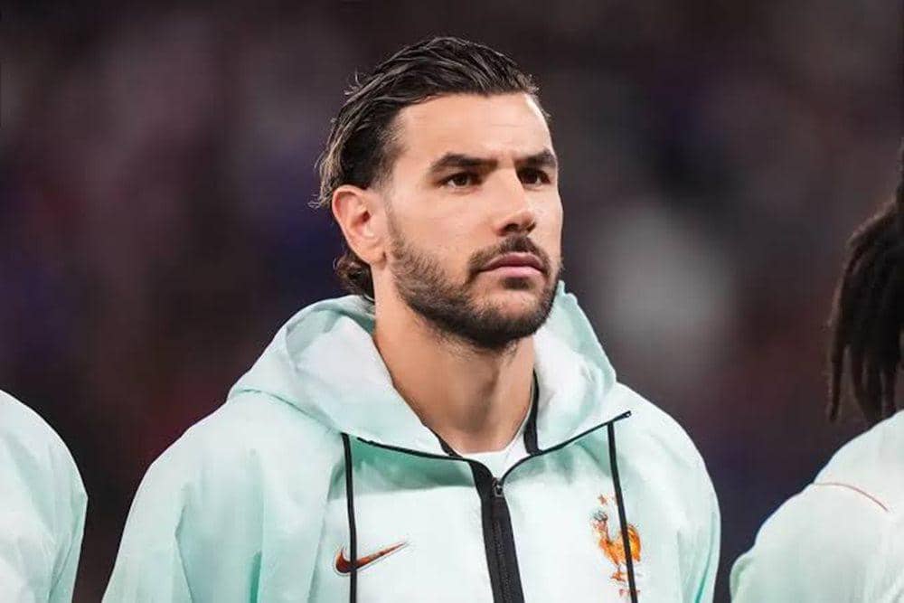 Theo 5.jpg