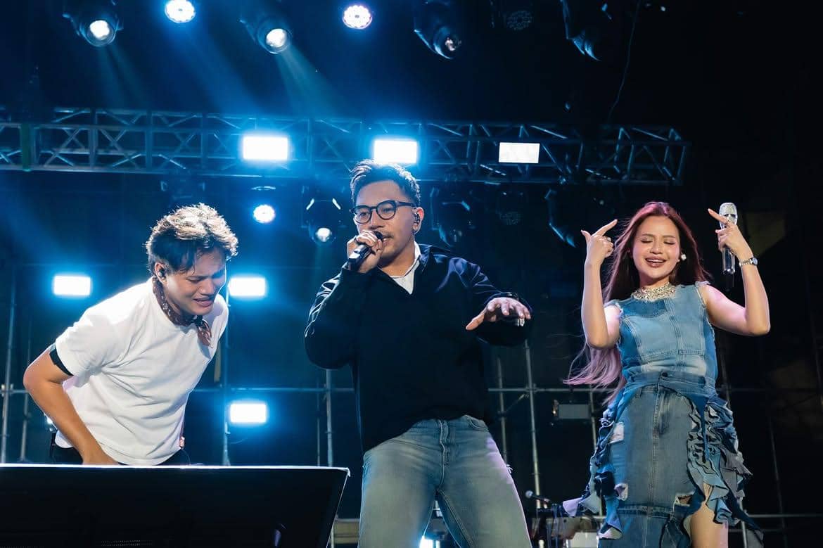 semua rasa campur aduk malem ini, dari penampilan spesialnya @rizkyfbian, @fabioasher dan @anggi (2).jpg