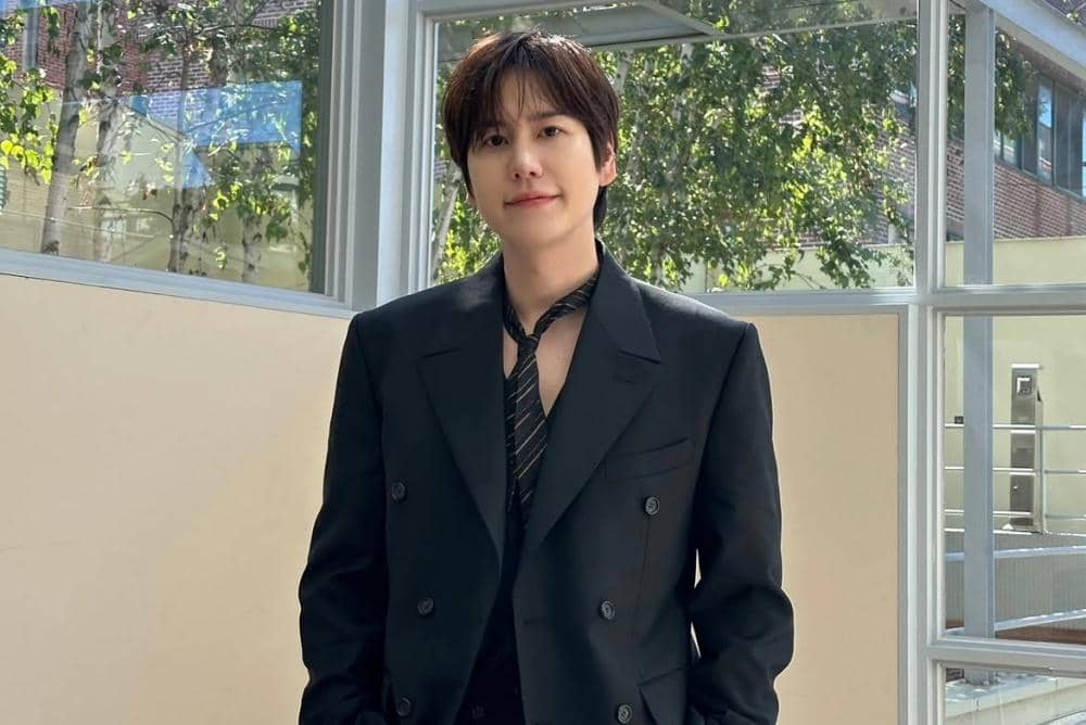 솔로 데뷔 10주년!!! 기념정규 1집 꽉꽉 채워봤습니당~~ 많이 들어줘요오~~하루마다 끝도없이😄.jpg