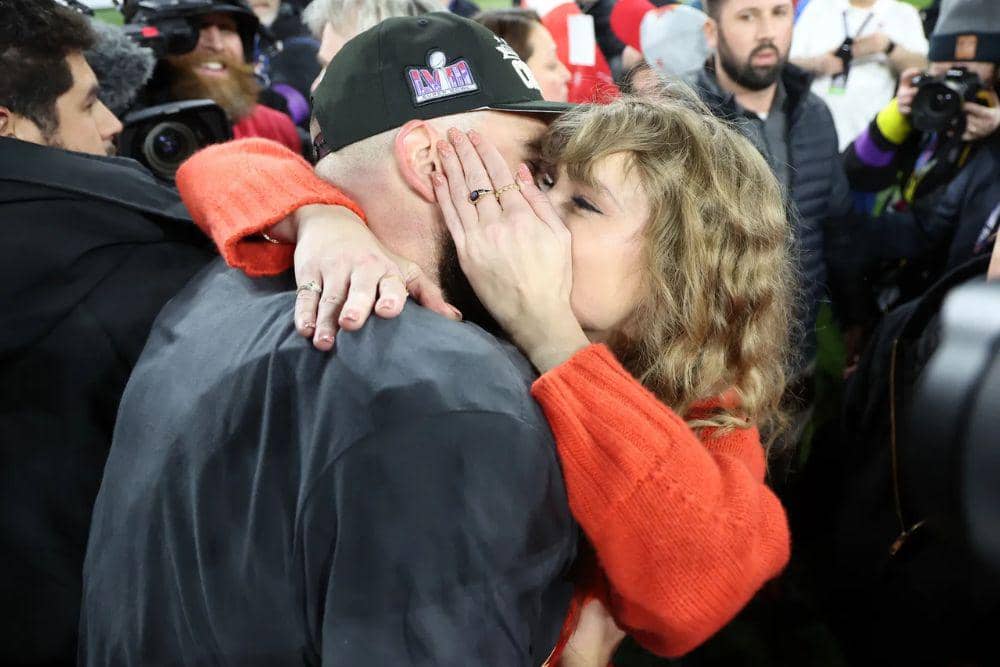Taylor Swift dan Travis Kelce