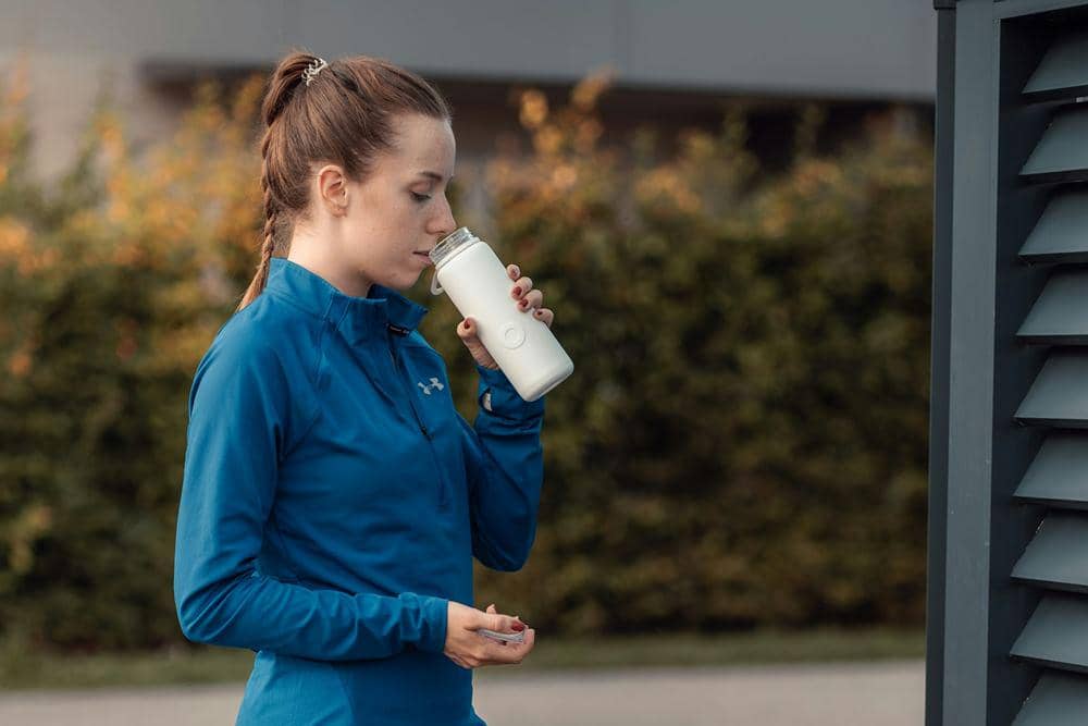 Jangan Tunggu Haus! Ini Pentingnya Hidrasi dan Stretching untuk Tubuh