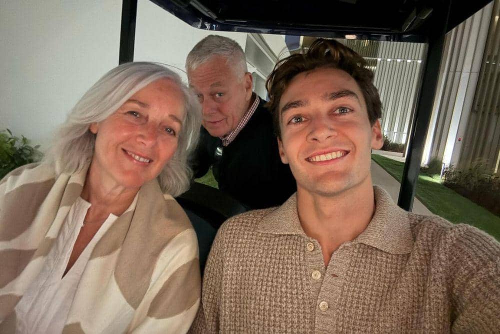 George Russell dan orang tuanya