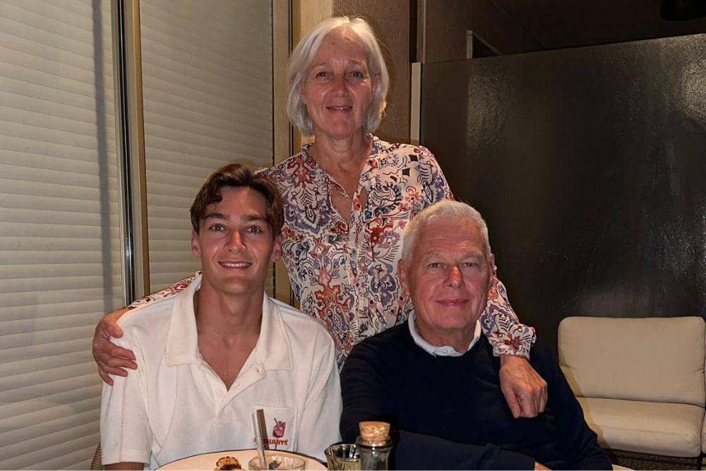 George Russell dan orang tuanya