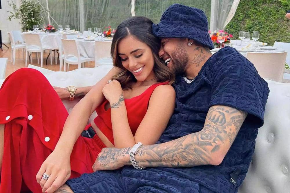 Kisah Cinta Neymar dan Bruna Biancardi