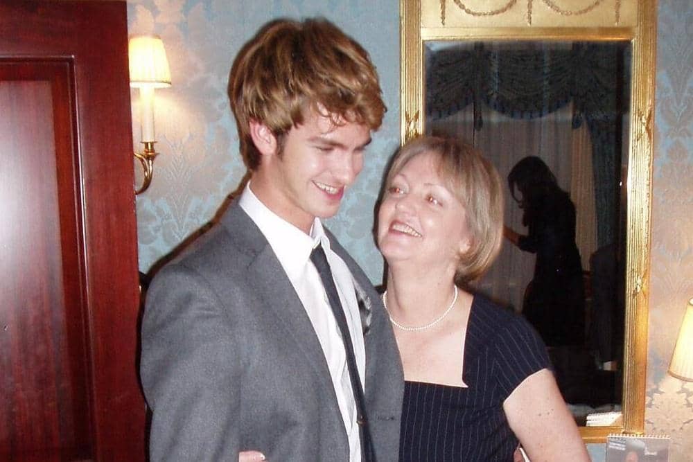 Andrew Garfield dan ibunya