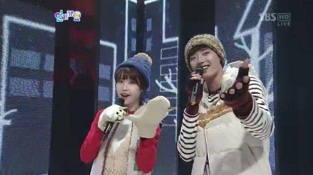 potret kebersamaan Lee Jong Suk dan IU