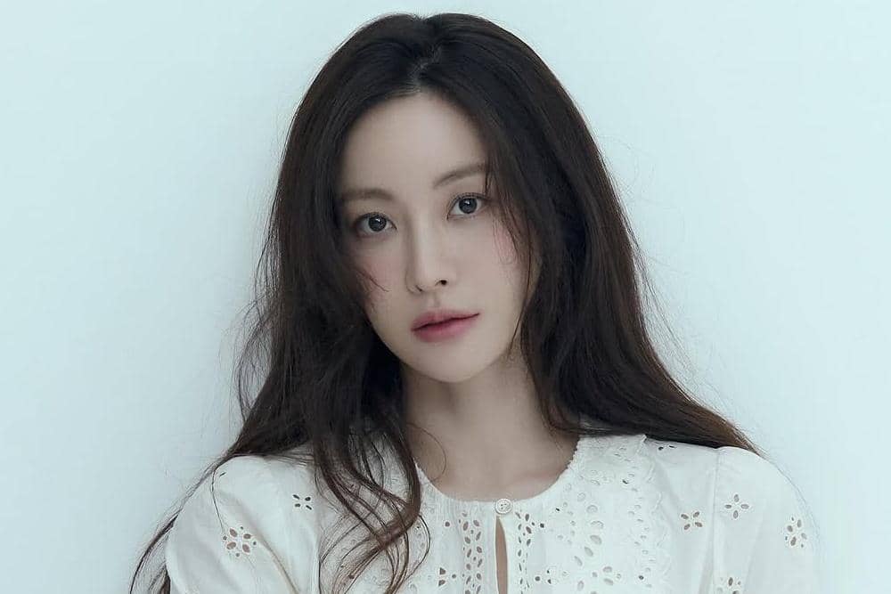 Oh Yeonseo.jpg
