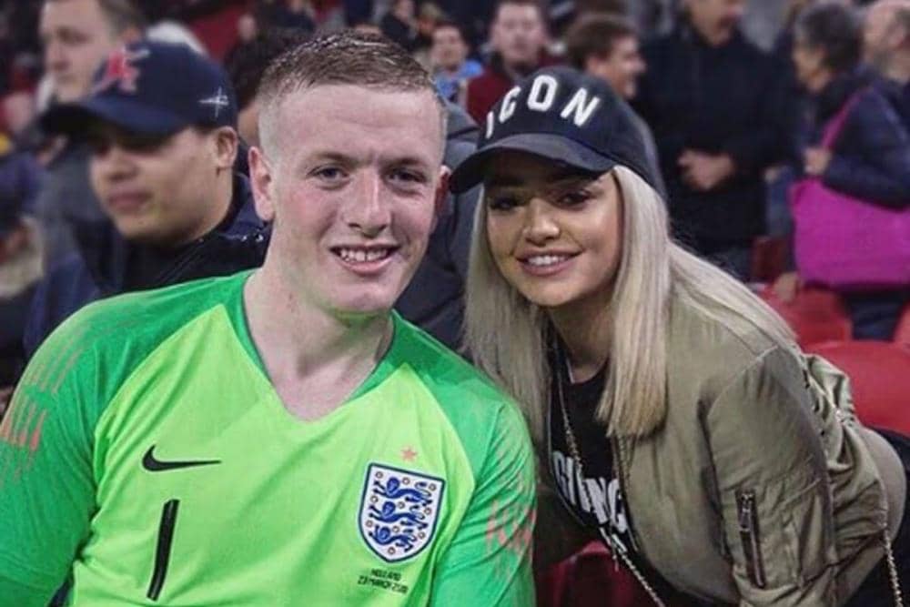 Jordan Pickford dan Megan Davidson