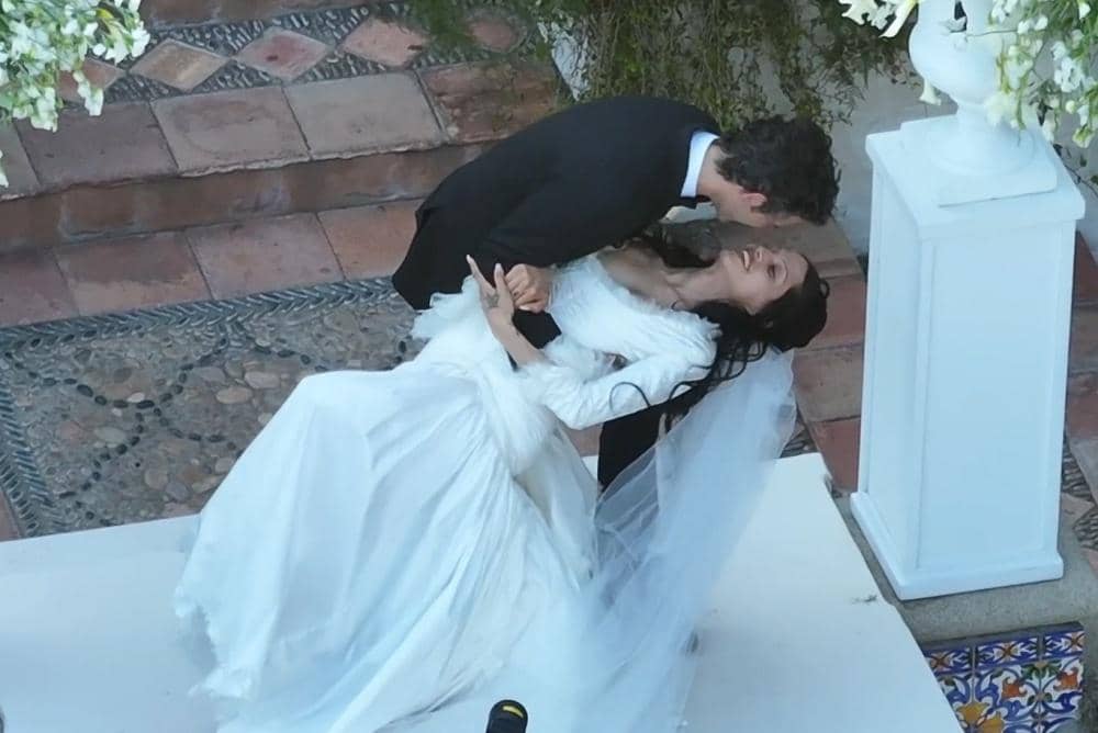 Matty Healy dan Gabriette Bechtel menikah