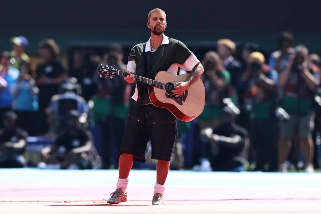 justin-bieber-fifa-world-cup-halftime-performance.jpg