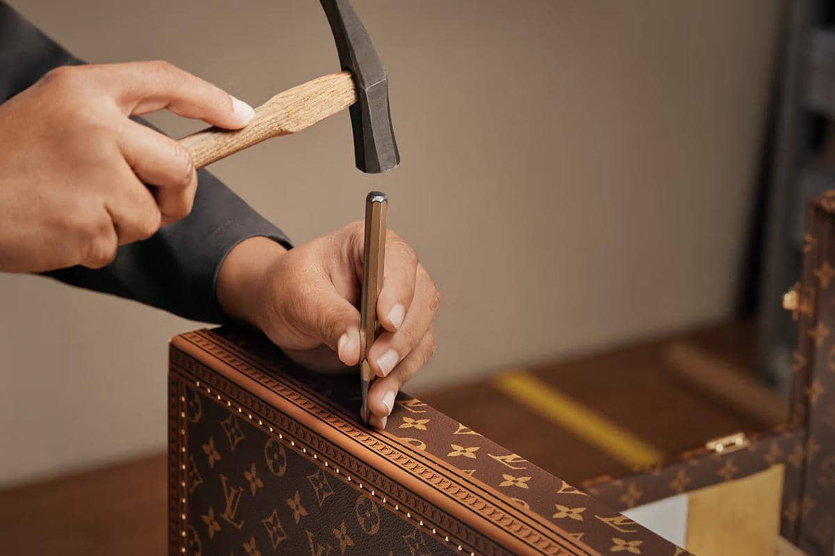 https___hypebeast.com_image_2026_07_15_louis-vuitton-fifa-world-cup-2026-bespoke-trophy-trunk-info-4.jpg