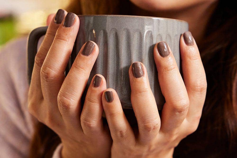 5 Tips Merawat Kuku Setelah Sering Menggunakan Nail Polish 
