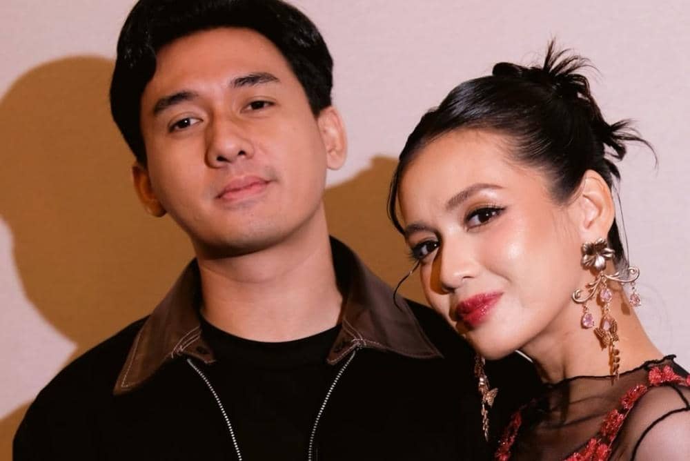 Kisah Cinta Dea Annisa dan Achmad Zacky