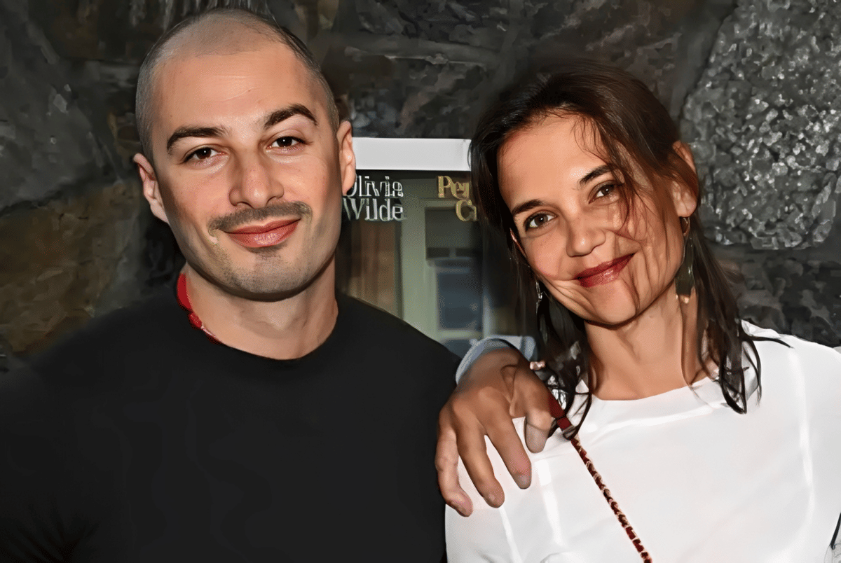 Hubungan Katie Holmes dan Jason Bard Yarmosky