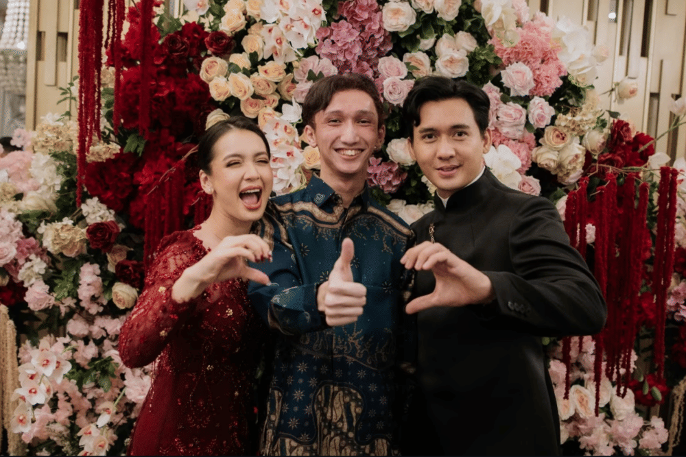 Lamaran Dea Annisa dan Achmad Zacky