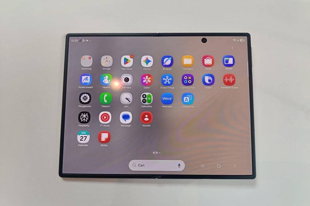 Samsung Galaxy Fold8 (7).jpeg